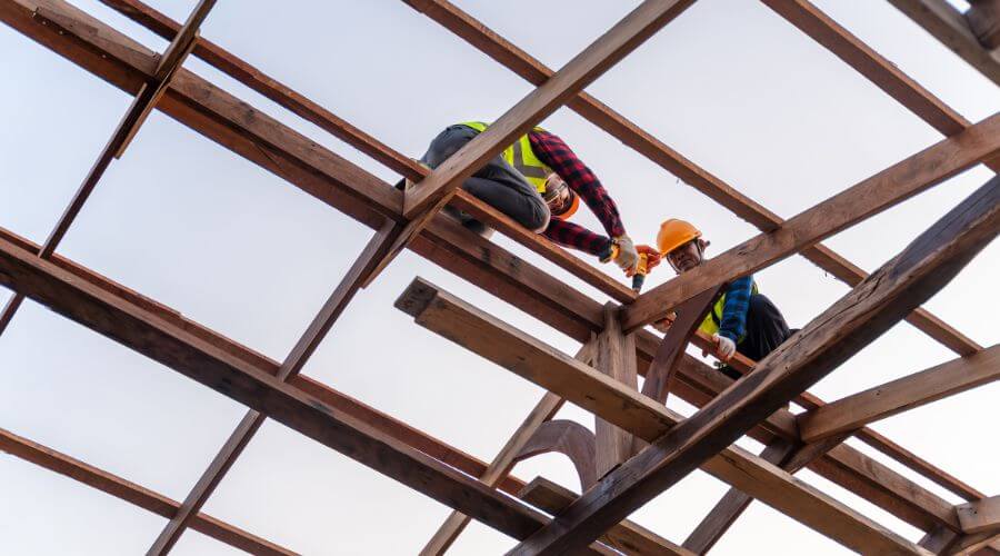 Expert new roof installation services in Cummings, ND